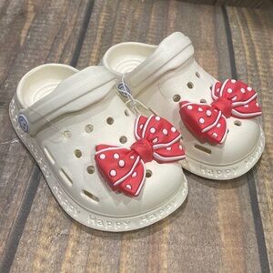Sandals for a little girl Croc Style Shoes size 8